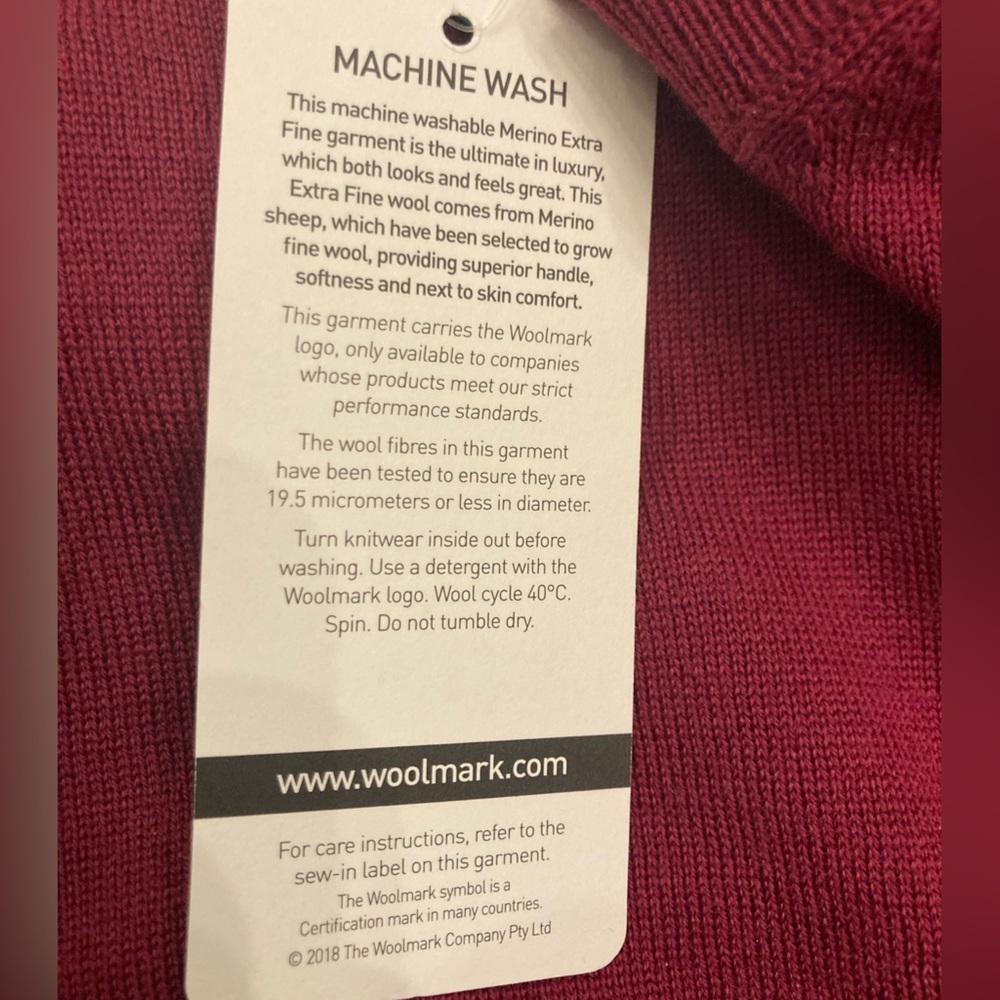 Katherine Barclays Fine Merino Wool Sweater - XL Raspberry NWT - Picture 5 of 7